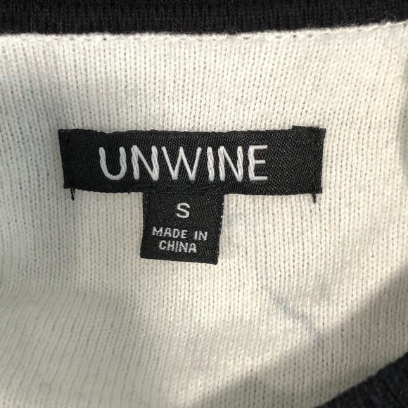 Unwine Black tiger, graphic, print sweater - Picture 5 of 10